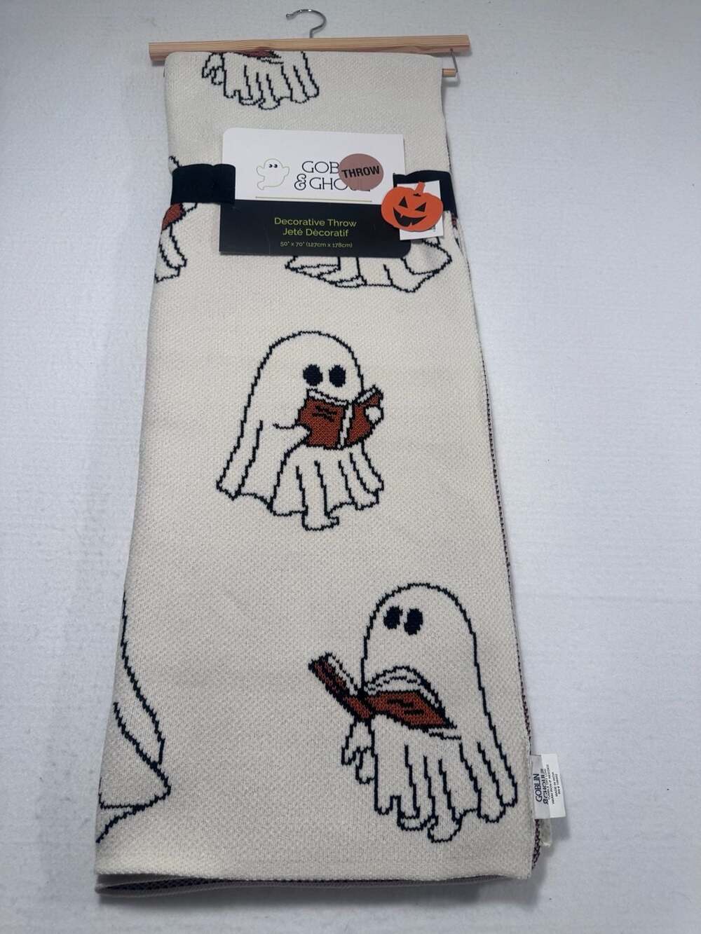 Goblin & Ghoul Ghosts Reading Books Throw Blanket NWT 50x70 Halloween Viral